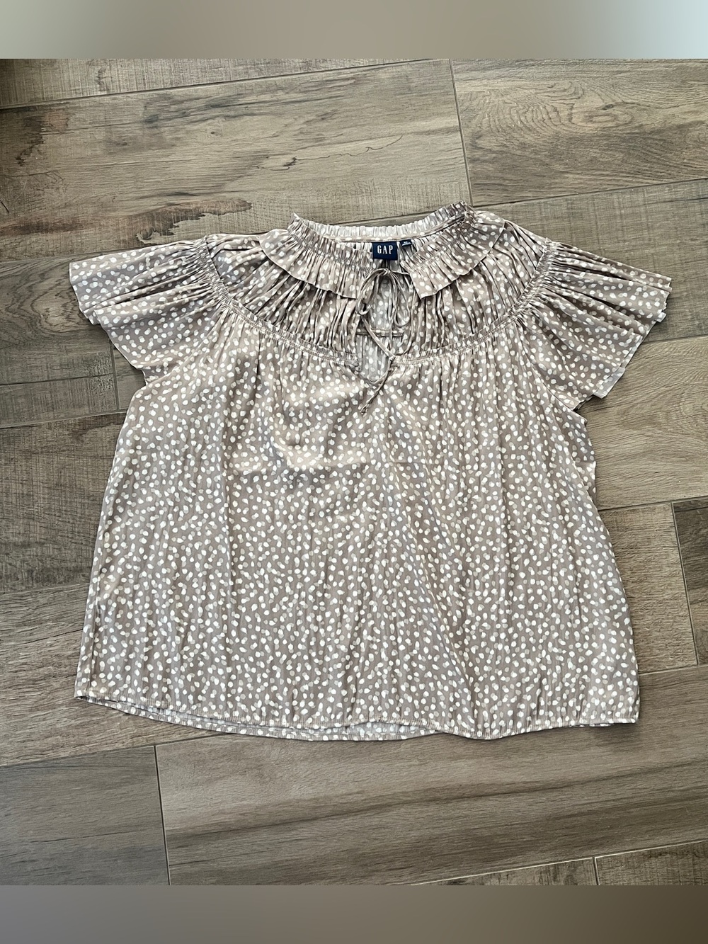 GAP Taupe Dot Ruffle Smocked Neck Blouse Size XL